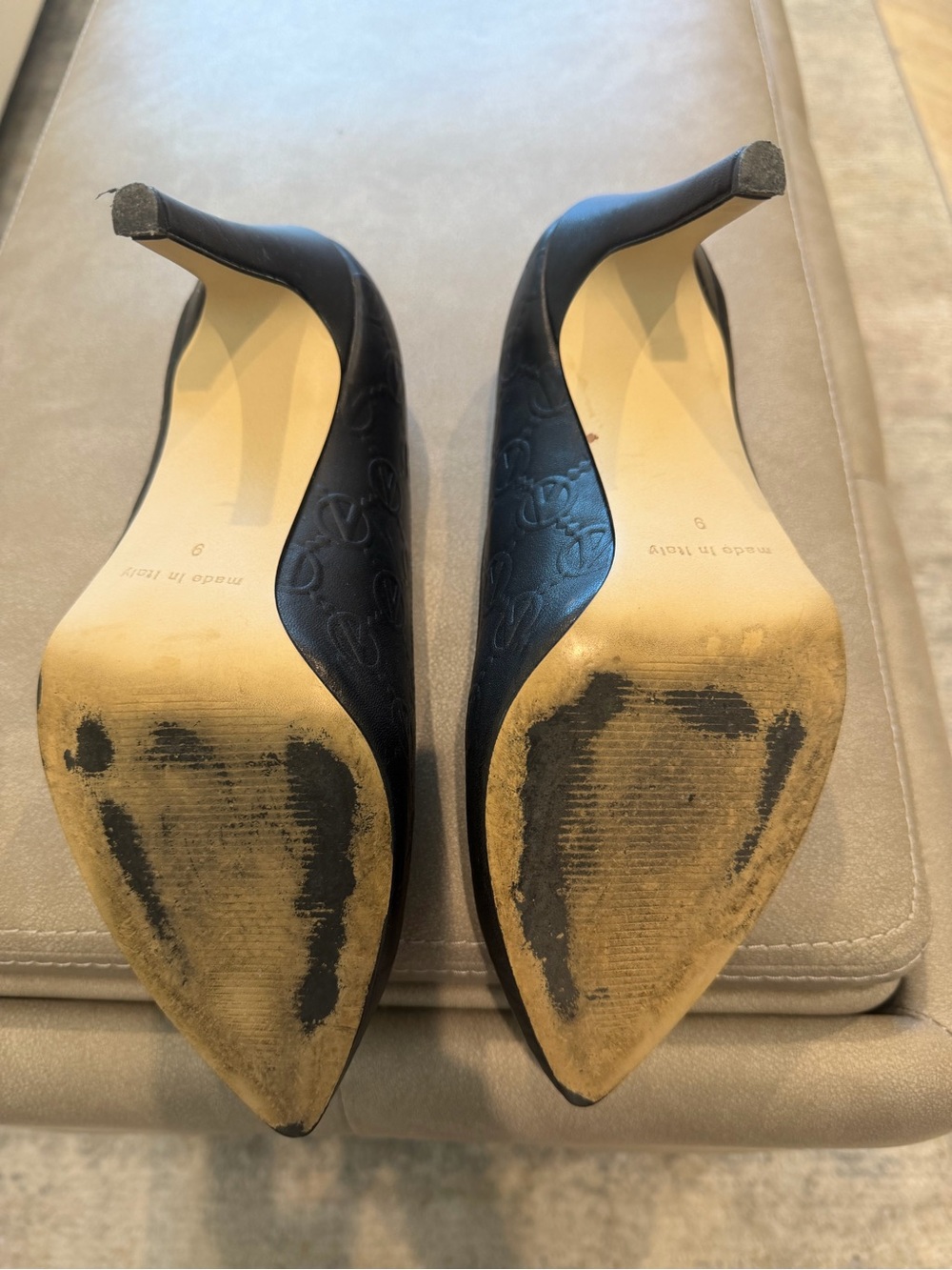 Valentino Clara VLogo Pump - Picture 5 of 5